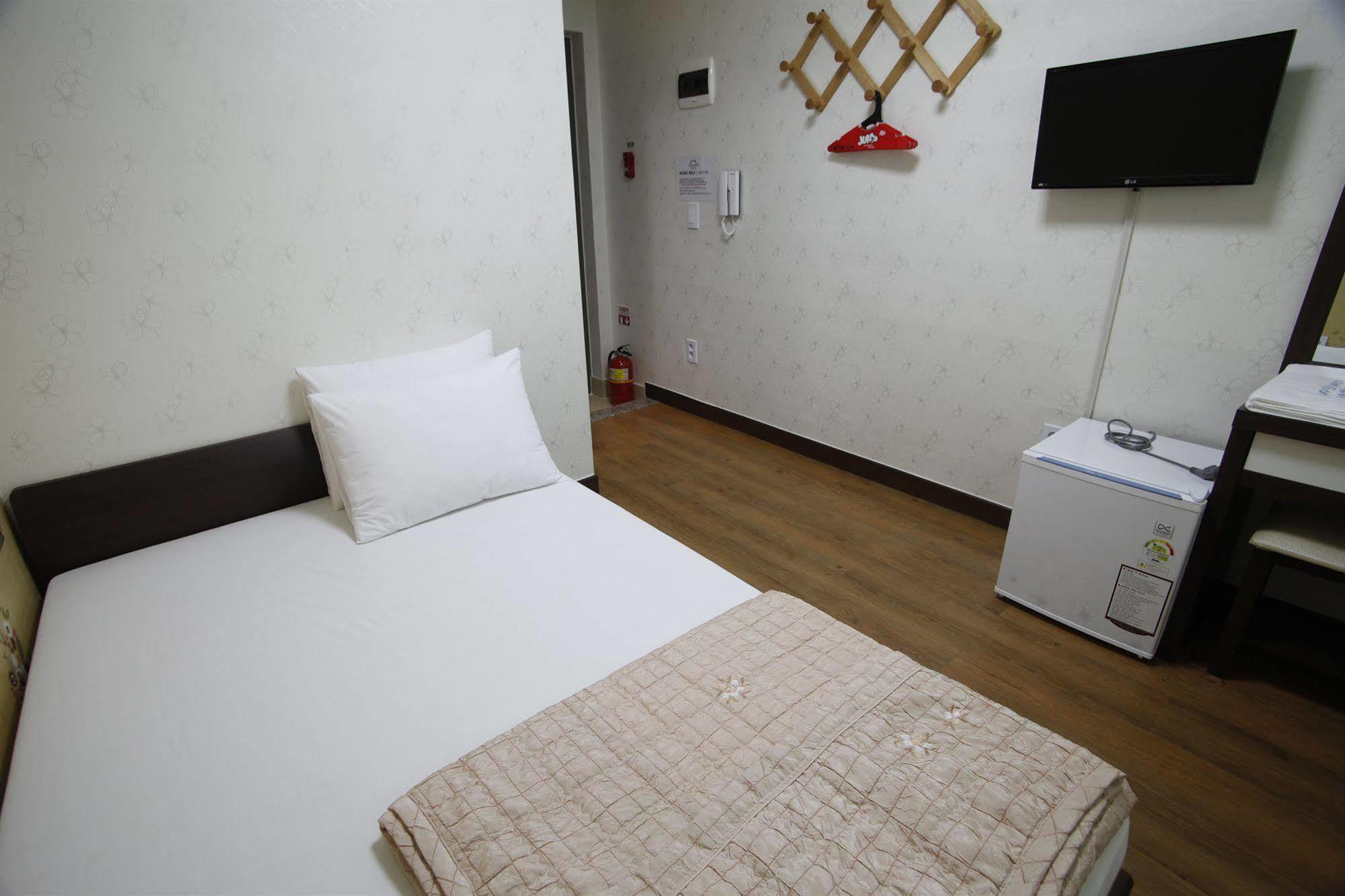 Petercat Hotel Insadong Seoul Exterior photo
